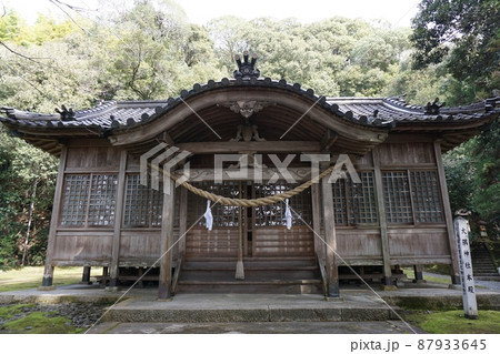 津山市の城東地区にある「大隅神社」：本殿（市指定重要文化財） 87933645