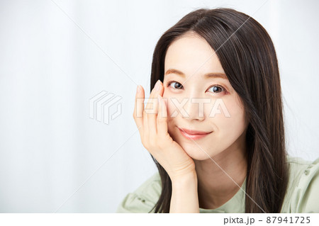 キレイな女性 キレイな女性 87941725