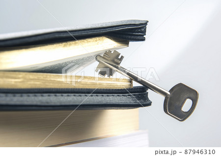 key and open book bible. metaphor key to cognition wisdom and knowledge key and open book bible. metaphor key to cognition wisdom and knowledge 87946310