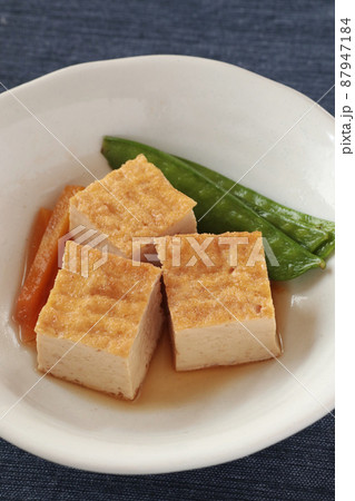きぬさやえんどうと厚揚げの煮物（手料理） 87947184