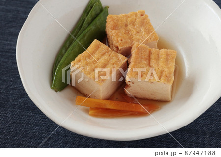 きぬさやえんどうと厚揚げの煮物（手料理） 87947188