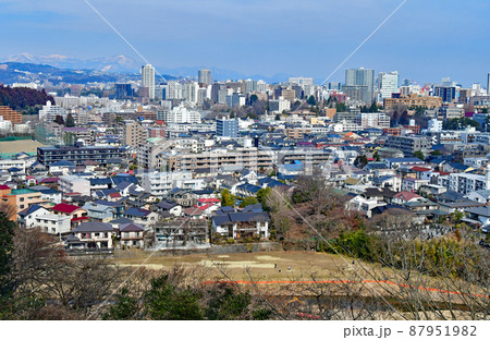 杜の都仙台 広瀬川 大満寺 虚空蔵堂 境内から広瀬川と仙台市街を望む 杜の都仙台 広瀬川 大満寺 虚空蔵堂 境内から広瀬川と仙台市街を望む 87951982