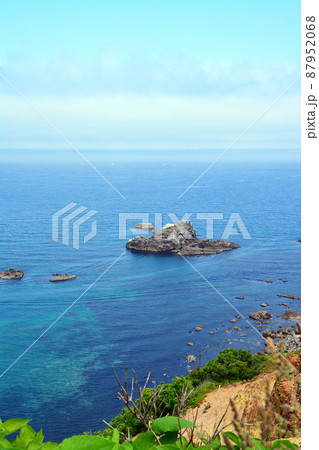 積丹岬・シャコタンブルーの日本海大海原 積丹岬・シャコタンブルーの日本海大海原 87952068