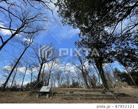 関東の城 吉見百穴の近くにある武蔵松山城跡 関東の城 吉見百穴の近くにある武蔵松山城跡 87952121