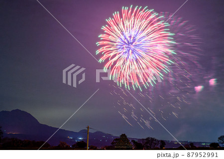 春の原城跡　花火　島原の乱 87952991