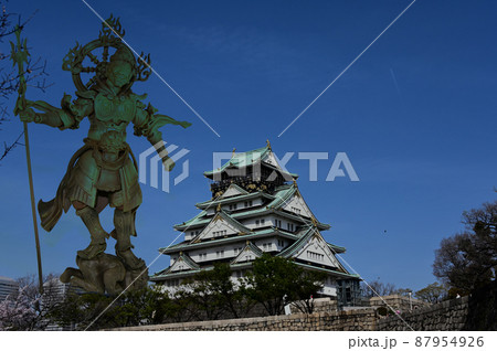 大阪城と持国天 87954926
