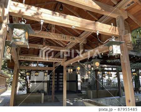 川越氷川神社の吊し灯籠 87955485