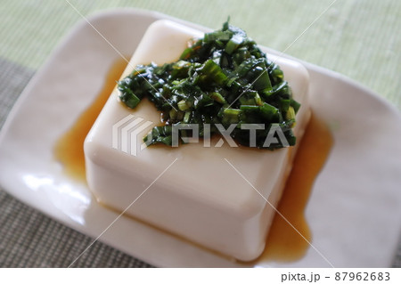 豆腐にニラ醤油 87962683