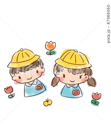 かわいい幼稚園児の女の子と男の子 87966060