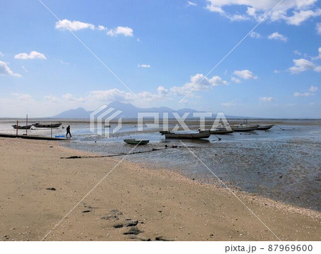 有明海の風景　荒尾干潟の砂浜　（熊本県荒尾市） 87969600