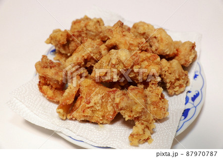 鶏の唐揚げ 鶏の唐揚げ 87970787