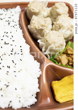 美味しいシューマイ弁当 美味しいシューマイ弁当 87971120