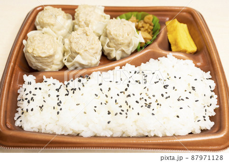 美味しい焼売弁当 美味しい焼売弁当 87971128