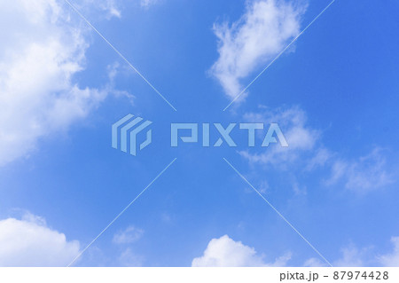 青空と雲の背景素材_blue_46 青空と雲の背景素材_blue_46 87974428