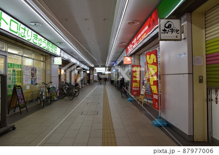 夕方の原木中山駅前 千葉 夕方の原木中山駅前 千葉 87977006