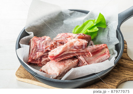 豚スペアリブ 87977075