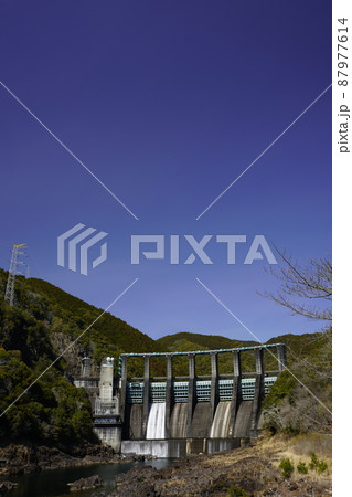 七色ダム青空　　　　　　　 87977614
