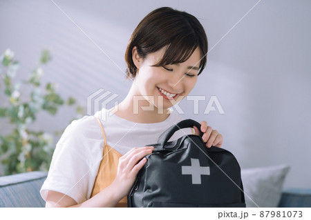 女性 防災リュック 女性 防災リュック 87981073
