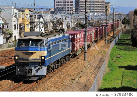 EF66 27牽引　貨物列車 87983480