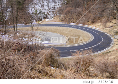 修那羅峠のヘアピンカーブ【小県郡青木村】 87984361