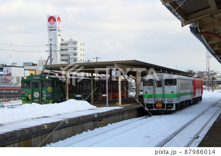 冬の花咲線キハ54+キハ40(釧路駅) 冬の花咲線キハ54+キハ40(釧路駅) 87986014