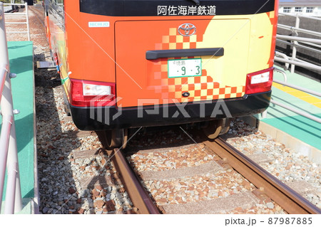 鉄道モードのDMV車両 鉄道モードのDMV車両 87987885