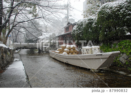 雪の一の入り船　京都市 87990832