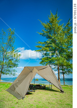 海を眺めるキャンプ 無骨キャンプ ソロキャンプ 綺麗 87991139