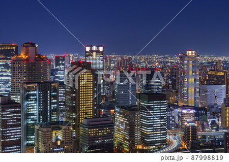 大阪 梅田周辺のステキな夜景(梅田スカイビルより) 大阪 梅田周辺のステキな夜景(梅田スカイビルより) 87998819