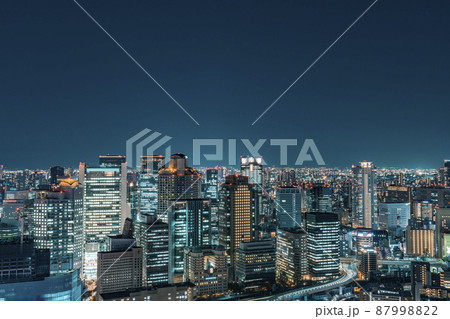 大阪　梅田周辺のステキな夜景（梅田スカイビルより） 87998822