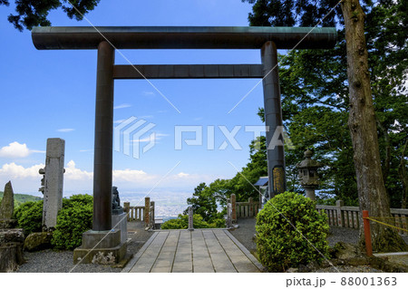 大山阿夫利神社下社の鳥居 大山阿夫利神社下社の鳥居 88001363
