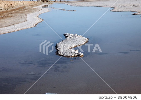 Chott el Djerid (biggest salt lake in north Africa), Tunisia Chott el Djerid (biggest salt lake in north Africa), Tunisia 88004806