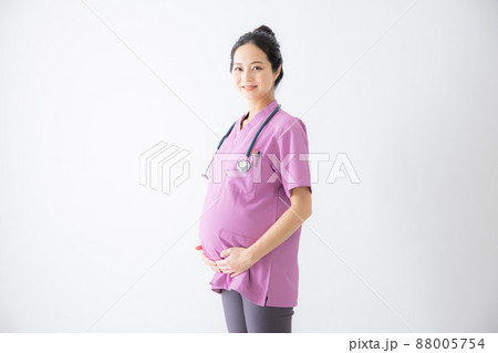 看護師　妊婦　 88005754