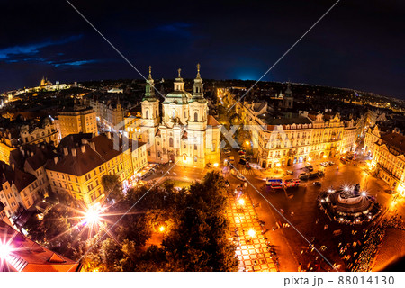 Overview of Old Town Square and the Church of Our Lady before Tyn. Prague, Czech Republic 88014130
