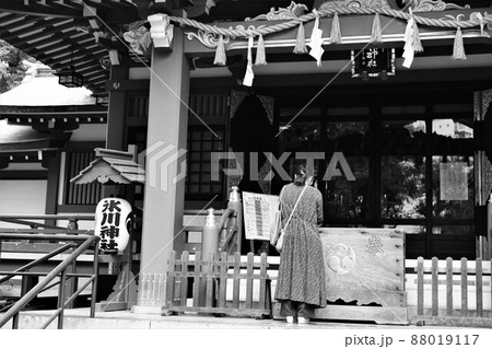 新宿の氷川神社 88019117