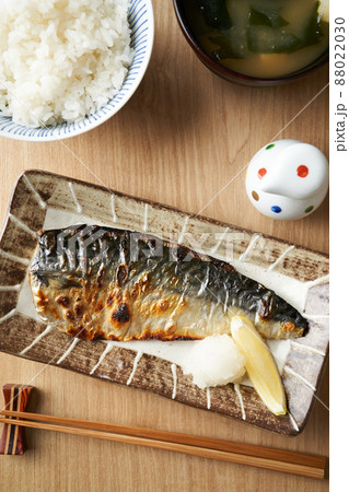 鯖の塩焼き 88022030