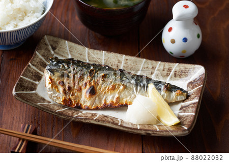 鯖の塩焼き 88022032