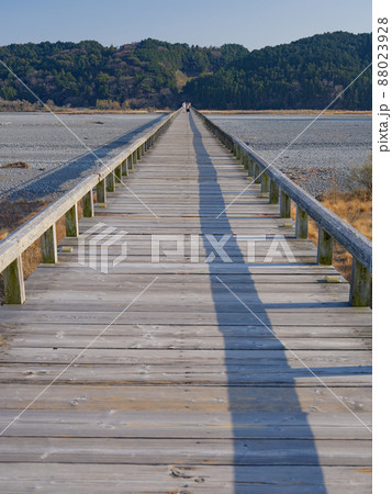 静岡島田_世界最長の木造橋・蓬莱橋 静岡島田_世界最長の木造橋・蓬莱橋 88023928
