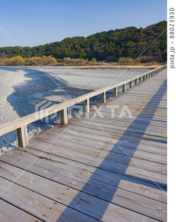 静岡島田_世界最長の木造橋・蓬莱橋 静岡島田_世界最長の木造橋・蓬莱橋 88023930
