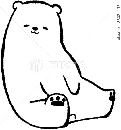 座ってこちらに微笑むしろくま 88024158
