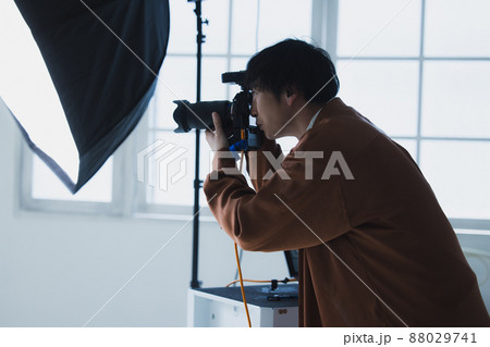 カメラマン　撮影 88029741