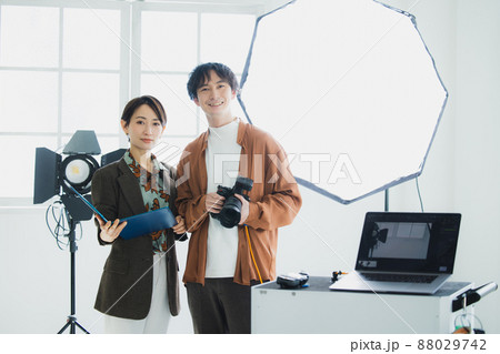 カメラマン　撮影 88029742