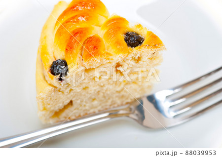 blueberry bread cake dessert 88039953