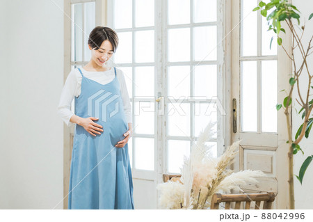 妊婦　マタニティ 88042996