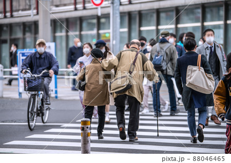 日本の東京都市景観 解除3日目(まん延防止)、東京8875人と再び増加…高齢化社会…=24日、上野 日本の東京都市景観 解除3日目(まん延防止)、東京8875人と再び増加…高齢化社会…=24日、上野 88046465