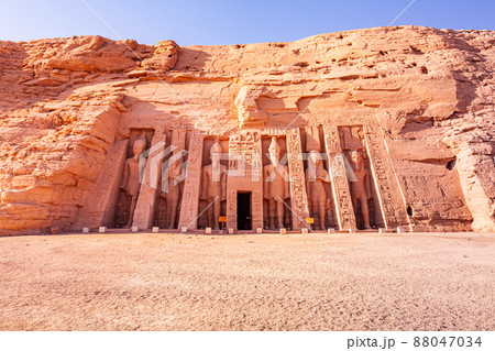 Standing statue in front of The Temple of Hathor and Nefertari. Standing statue in front of The Temple of Hathor and Nefertari. 88047034