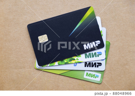 Bank cards of the Russian payment system Mir from different banks 88048966