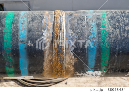 Multi-pass weld bead on the pipe Multi-pass weld bead on the pipe 88053484