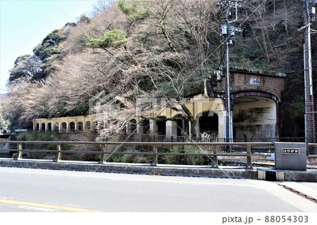 函嶺洞門 88054303