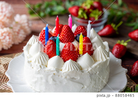ケーキ　いちご　 88058465